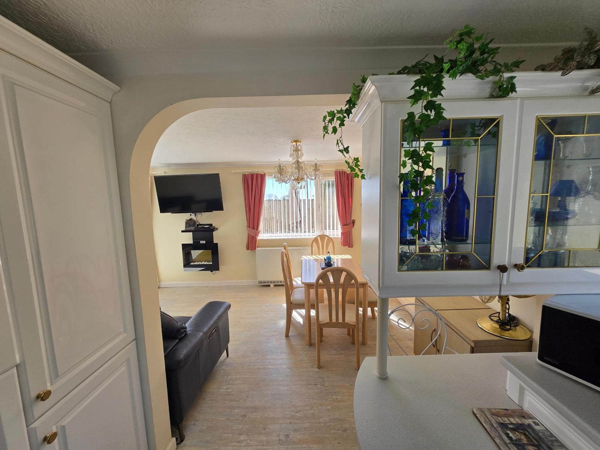 Family Bungalow With Private Pool Kilgetty Esterno foto